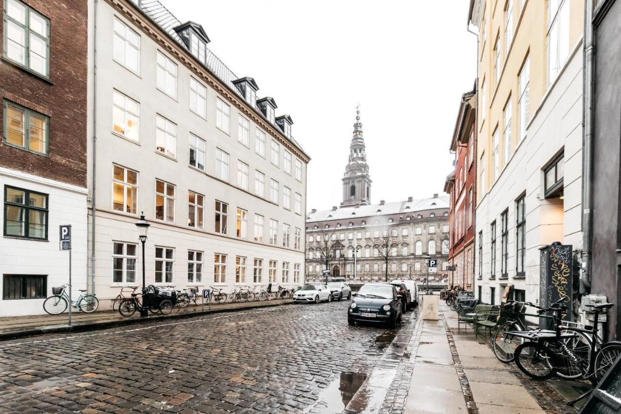 Ferienwohnung Lavish 4Br Flat In The Heart Of Cph By The Canals Kopenhagen Exterior foto