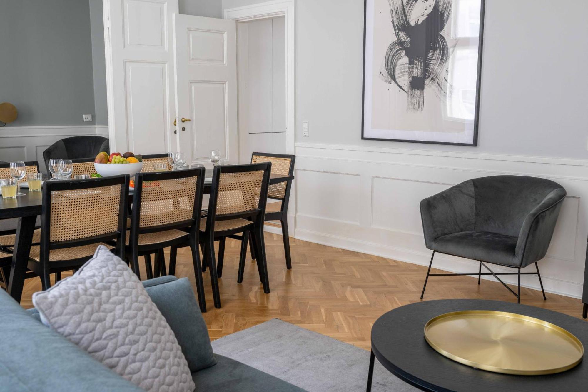 Ferienwohnung Lavish 4Br Flat In The Heart Of Cph By The Canals Kopenhagen Exterior foto