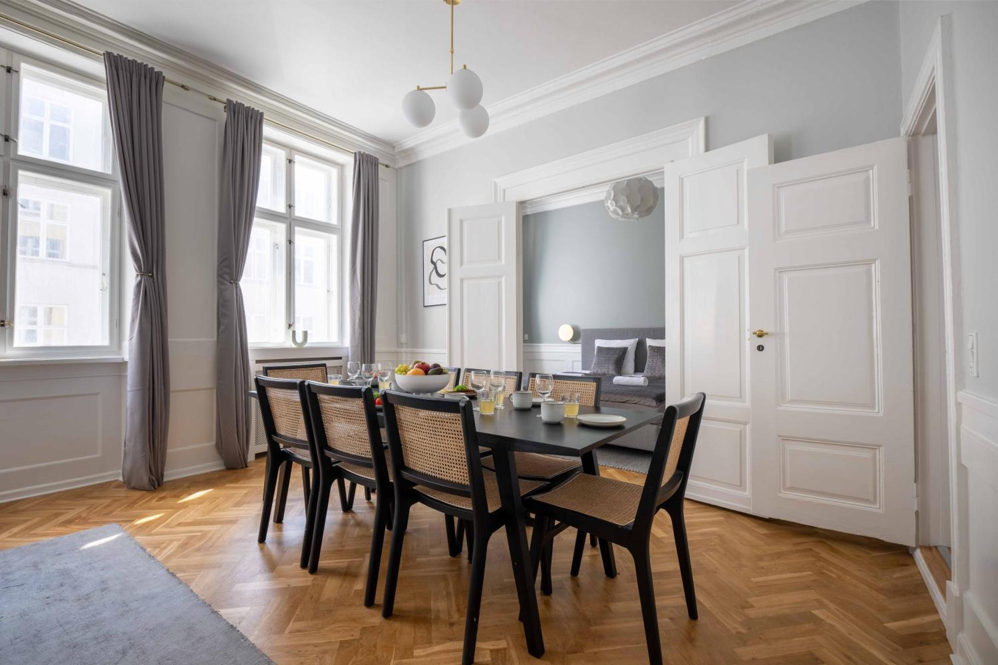 Ferienwohnung Lavish 4Br Flat In The Heart Of Cph By The Canals Kopenhagen Exterior foto