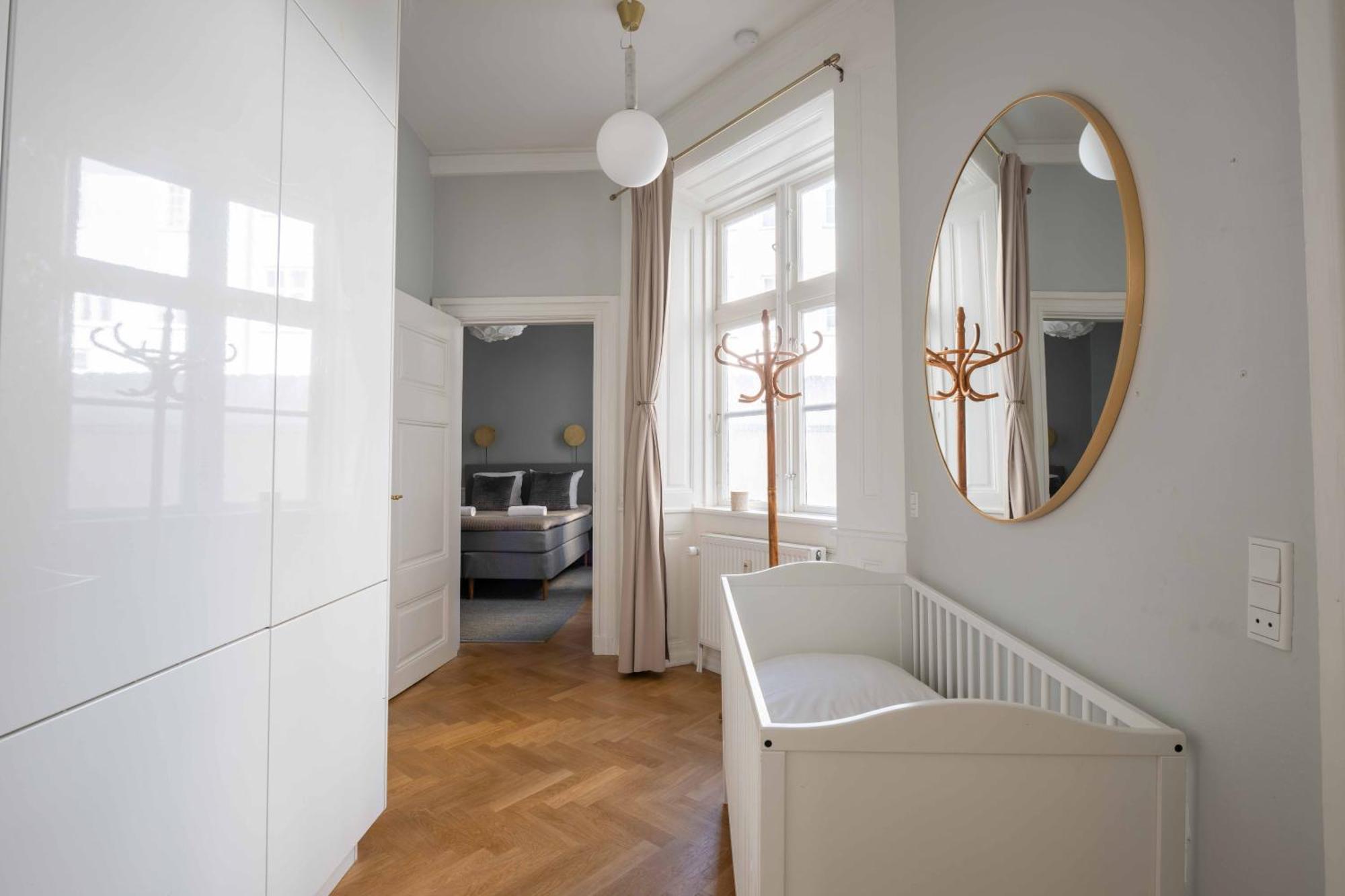 Ferienwohnung Lavish 4Br Flat In The Heart Of Cph By The Canals Kopenhagen Exterior foto